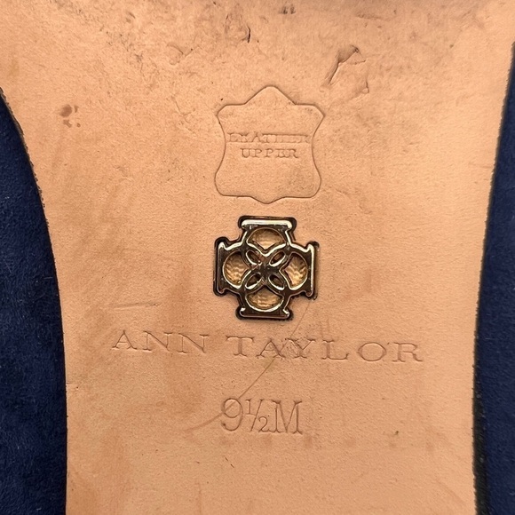 Ann Taylor Blue Suede Slip On Tassel Flats Size 9 1/2 Women’s - Picture 2 of 11